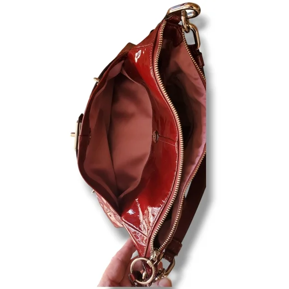 Coach F17861 Chelsea Wine Red Patent Leather Ashlyn Hobo Shoulder Bag Handbag - Picture 8 of 17